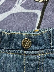 Cute Distressed Denim Jeans