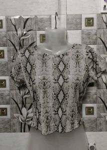 Snakeskin Print Crop Top