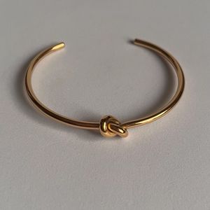 Knot Bangle Bracelet Anti-tarnish