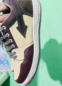 Clog London Sneakers