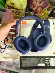 JBL Live 770NC Wireless Headphones Like New 🎧