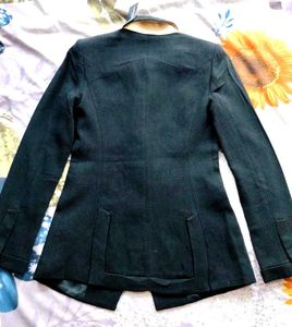 Stylish Blue Double-Breasted Blazer