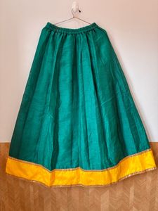 Kids: Yellow &amp; Green Lehenga Set