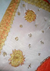 Elegant Embroidered Saree With Peticot