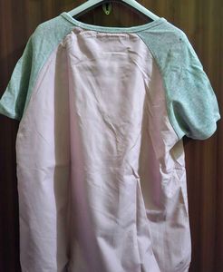 Aesthetic Pink T-shirt 🩷