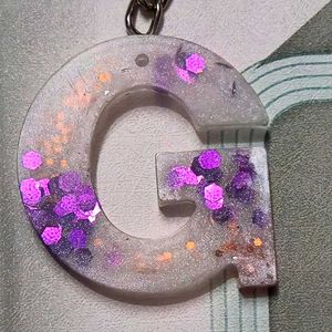 New G Letter Resin Keychain