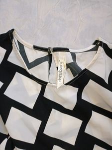 Dressberry Top