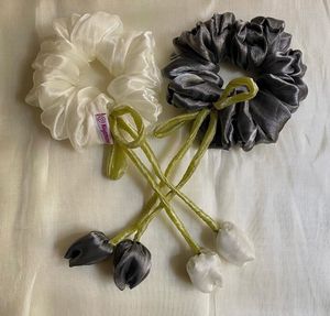Tulip Large Scrunchie