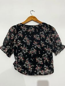 Summery Floral Crop Top