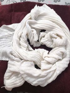 White woolen scarf