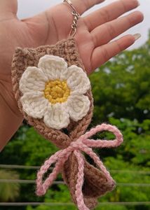Crochet Daisy Flower Bouquet Keychain