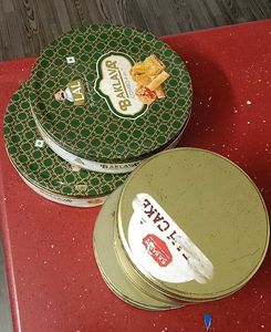 Vintage Baklava Tins (Set of 4)