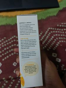 Plum Alpha Arbutin &amp; Hyaluronic Acid Serum