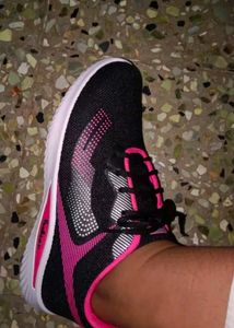 Unused Black Shoes (Women&#39;s)