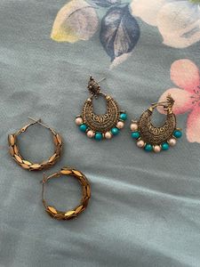 Earrings - Stylish Set of 2 and eye liner