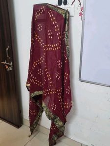 Rajsthani Bandhani Duppta With Embroidery Borders