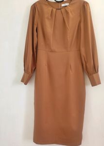 Classy imported Midi dress 👠