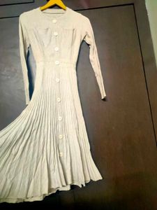 LIGHT BEIGE WOOLEN DRESS