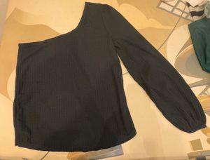 One Shoulder Top