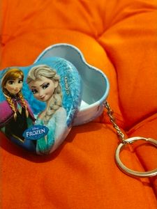 Frozen Heart Keychain - Adorable!