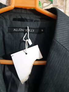 NEW Women&#39;s formal Blazer