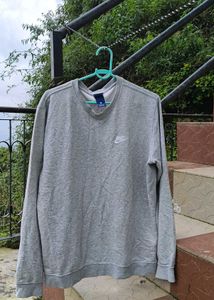 Nike Gray Crewneck Sweatshirt