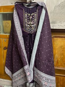 Purple Kurta Set With Leggings