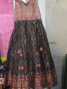 Trendy Jaipuriya Print Gown