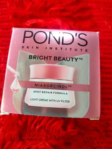 pond&#39;s bright beauty skincare kit
