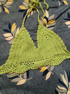 CROCHET BIKINI TOP