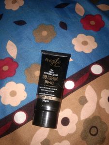 Foundation Aegte Sikn Corrector