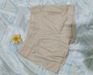 Casual Beige Shorts✨