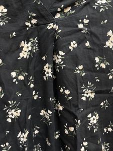 Black Casual Loose Top Floral Print