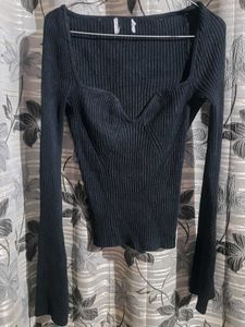 Black Fitted Top