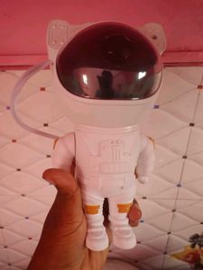 Astronaut Galaxy Projector with Remote Control - 3