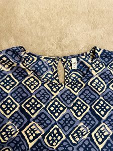 AKS Women Blue &amp; Off-White Ethnic Print Kurta