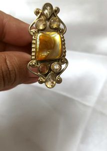Mother Of Pearl And Yellow Citrine Gemsyone Ring