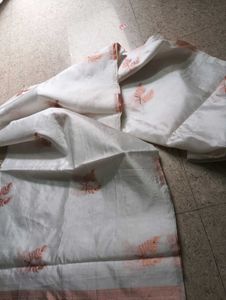 Elegant White &amp; peach Saree