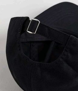 H&amp;M Cotton Twill Cap.