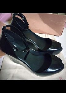 Melissa Wedge