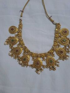 Premium Kundan Neckpice And Mangtikka