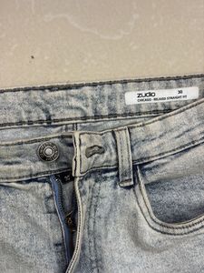 Light Wash Denim Jeans