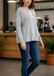 ✅BRAND New Grey Embellished knit Top✅