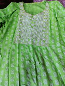 WOMEN STRAIGHT KURTA