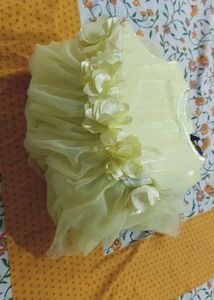 GIRLS&#39;S YELLOW SOFT NET GOWN