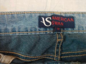 Light Wash Denim Capris