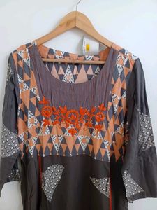 Thread Work Embroidery Kurta