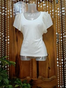🤍White Tops With Flowy Short Sleeves🤍