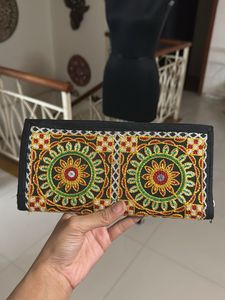 Embroidered Wallet SALE✨✨