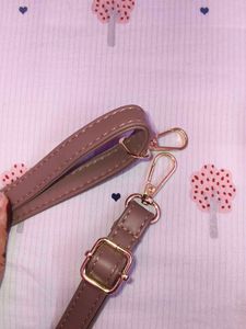 handbag Strip